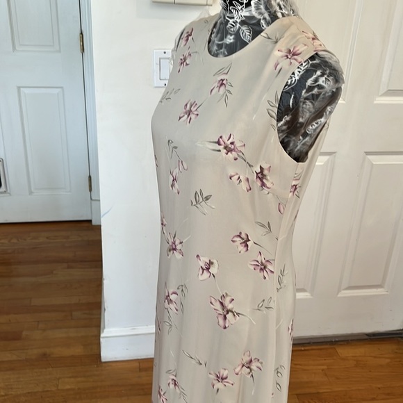 Brooks Brothers size 8 Ivory silk floral print maxi dress bias cut movement - Picture 13 of 13